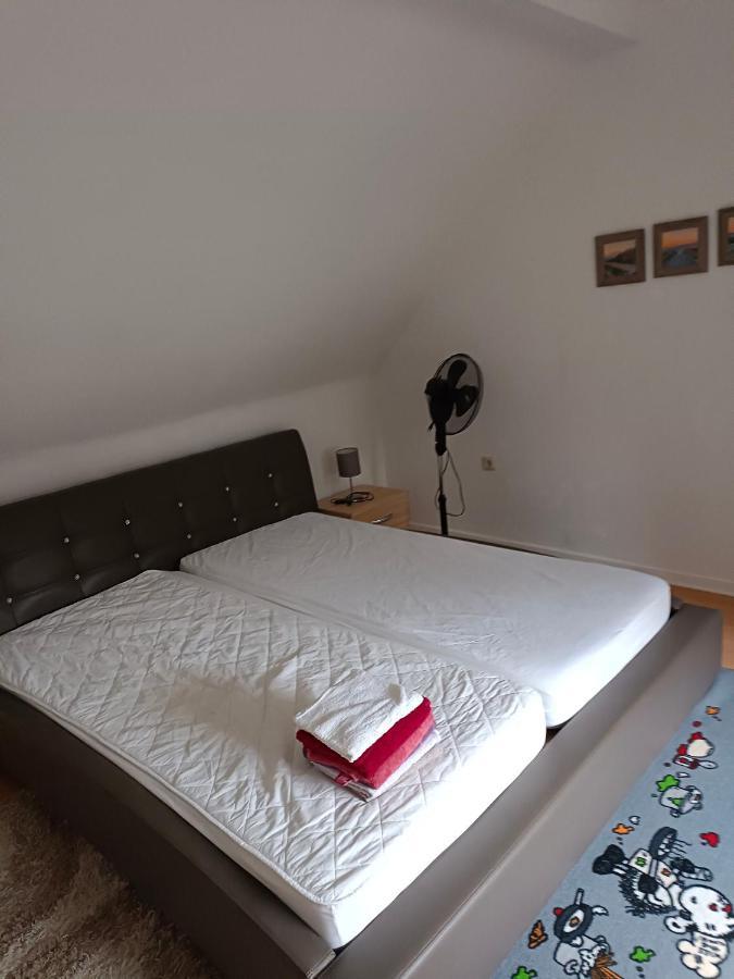 Nette Kuschelige Wohnung โบคุห์ม ภายนอก รูปภาพ